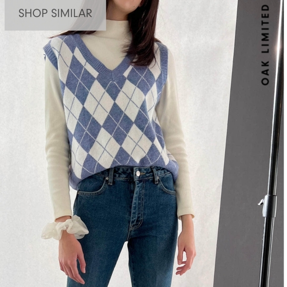 OAK+FORT Cropped Argyle Sweater Vest - Picture 2 of 6